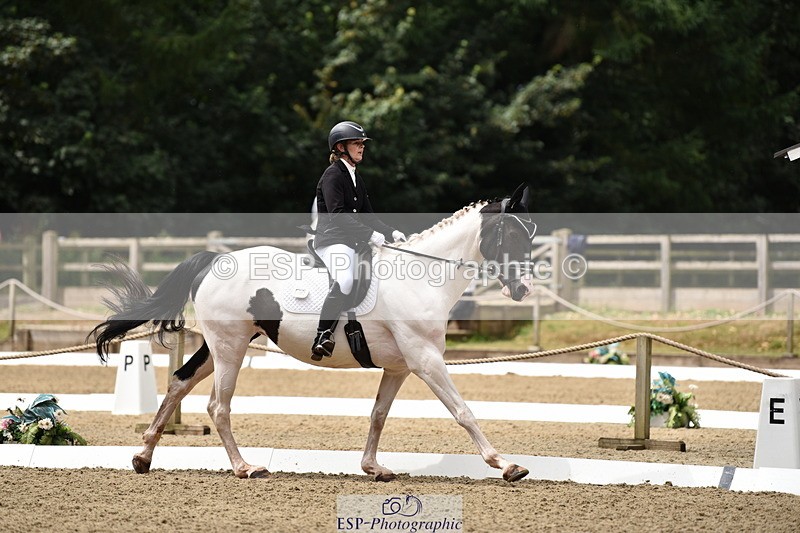 140110A-012218-10902 - 002-Michelle.Wallis-Alvescot.Winning.Mood