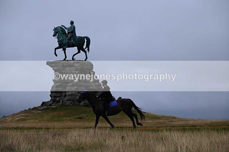 DSC_2081 - Time at Statue 12:13 to 12:32