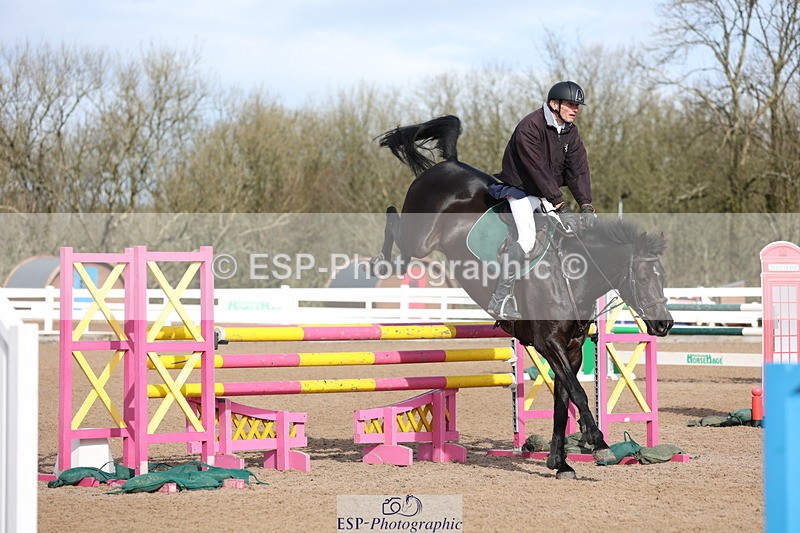 240223A-112730-00859 - Cls 4 Snr 1.05m Open