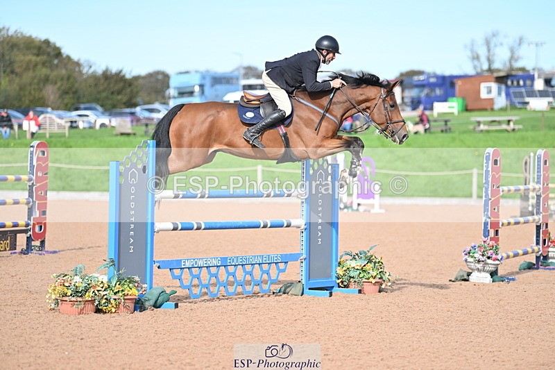 231015A-142344-08571 - Cls 31 Blue Chip Grade B & C Champ Quali