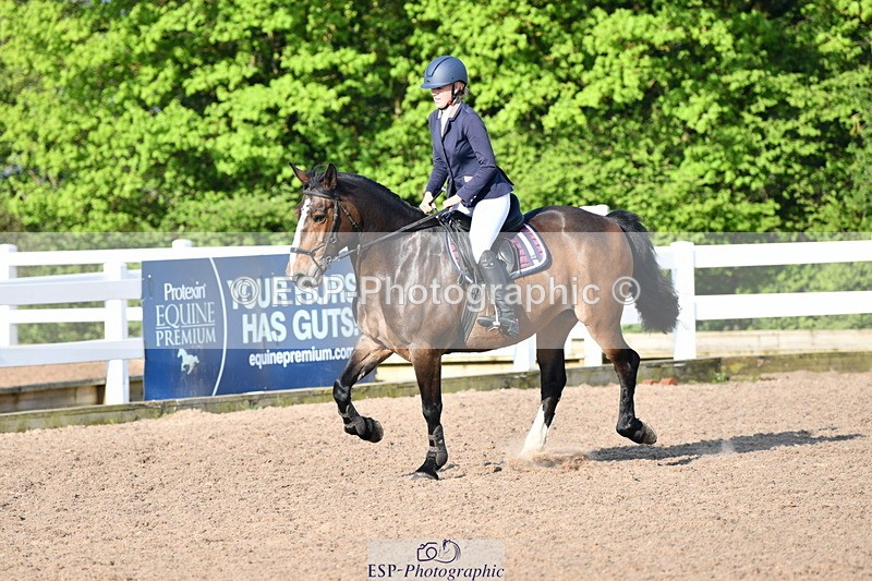 240512A-081240-16791 - Cls 39 British Novice and 90cm Open