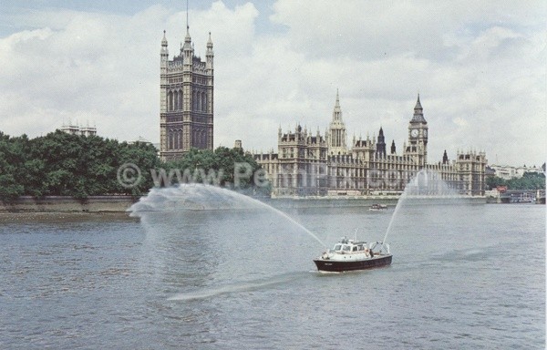 19 - Fire Engine Photos