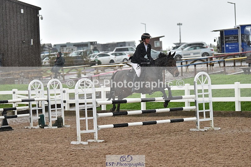 231028A-141200-01844 - Cls 5 Foxhunter & 1.10m Open