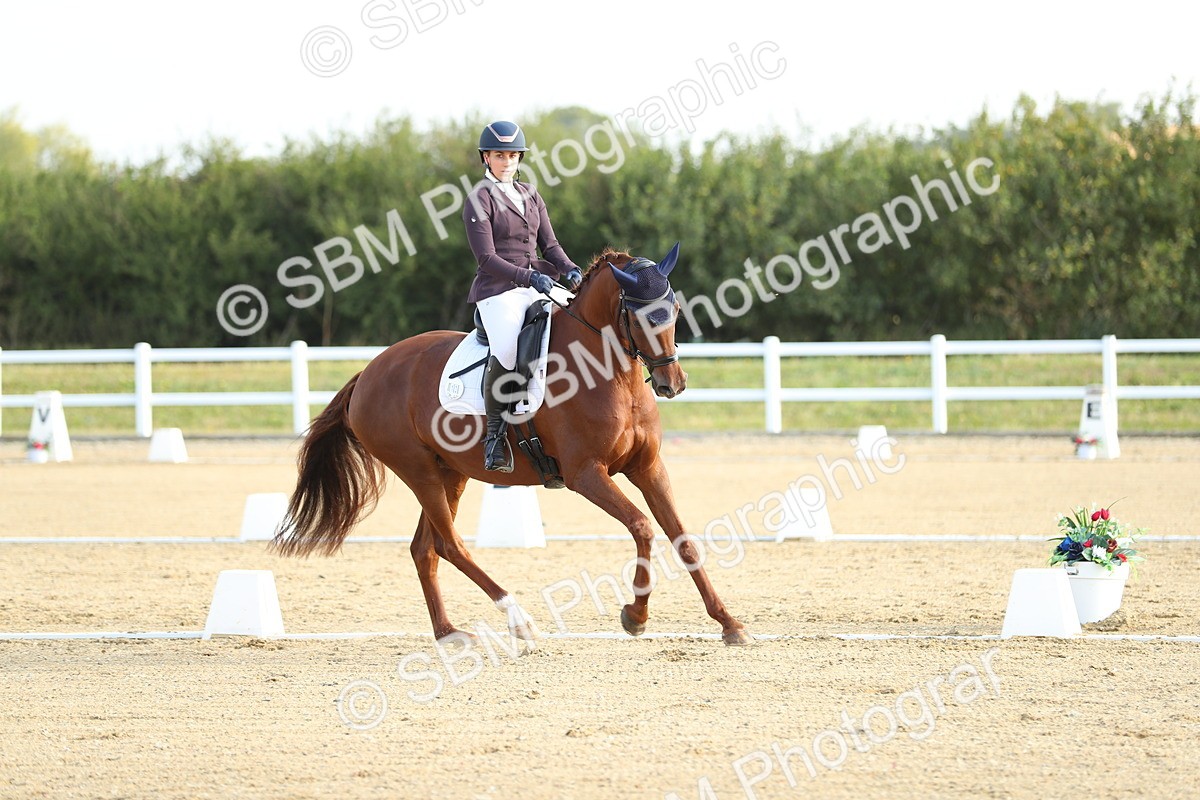 SBM_014983 - Class 13 - Novice 23 - 8,30-9.33