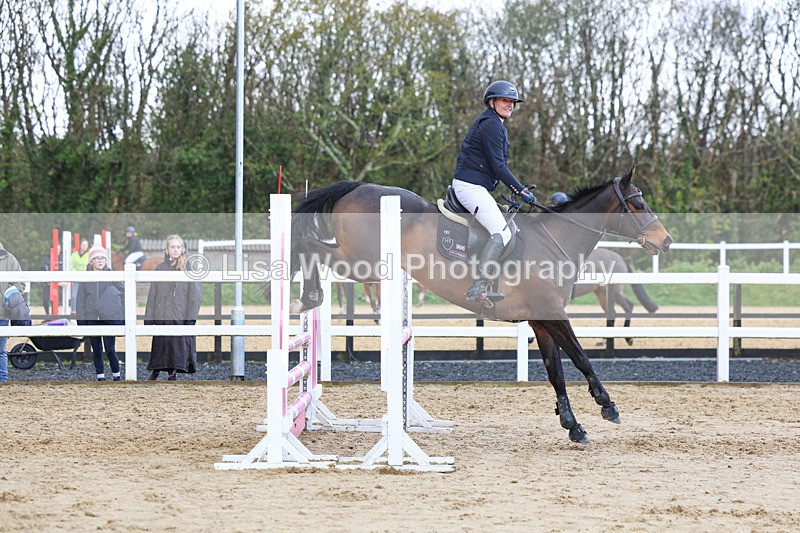 3E7A0693 - Class 4: Senior British Novice/90cm open