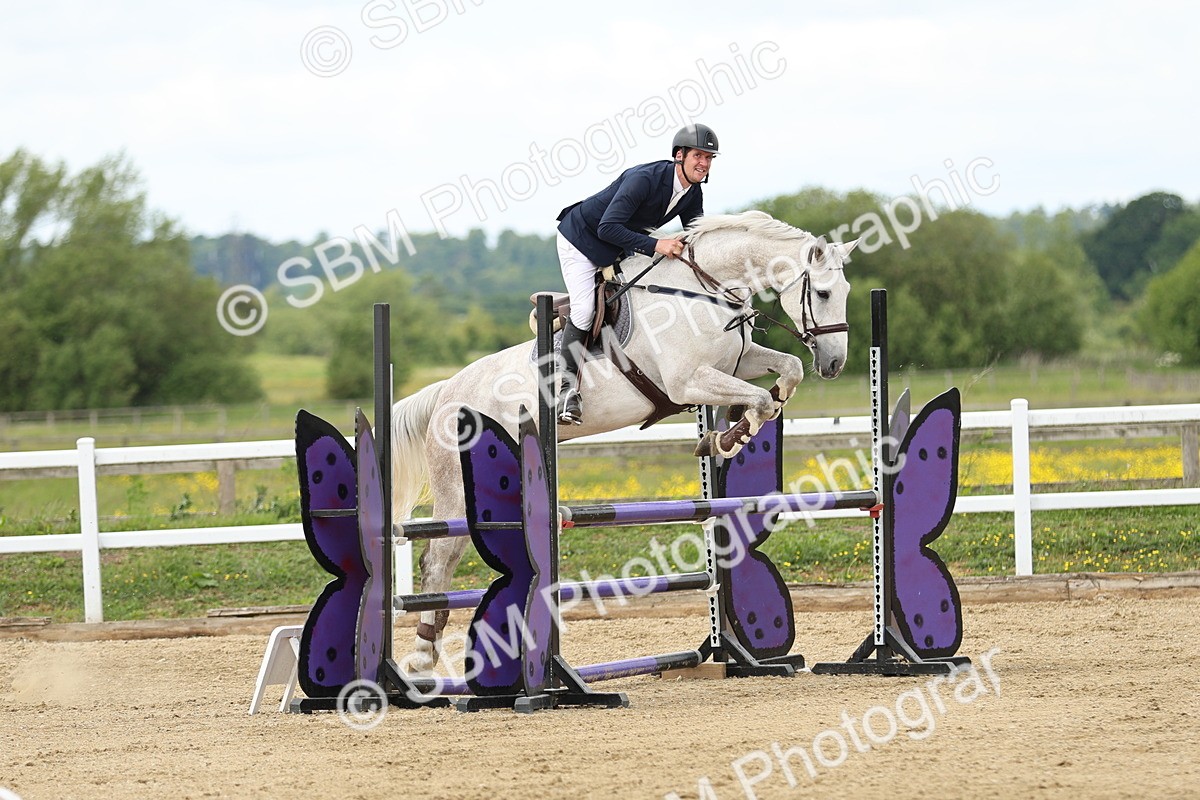 SBM_000652 - Class 3 - Senior Discovery - 1.00m