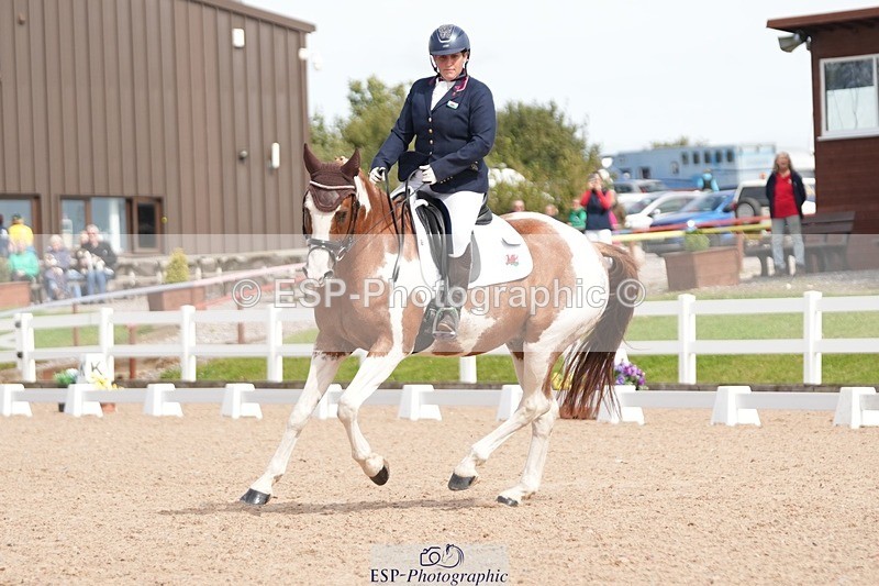 250906-131455-03562 - 016-Sarah.canningJohnny.Knoxville