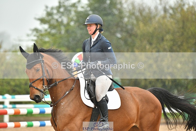 230504A-144052-02100 - Cls 5 1.05m Amateur Quali