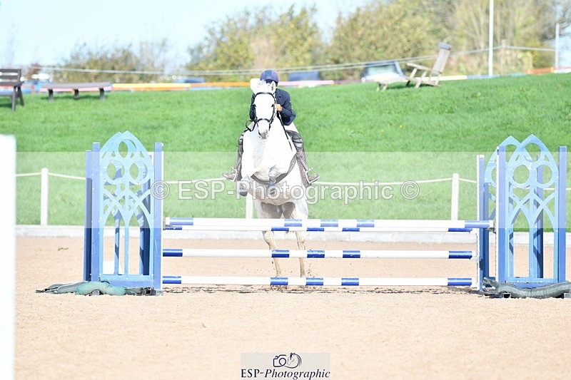 241026A-120425-01132 - SAT Cls 26+27 Club and Schools 90cm