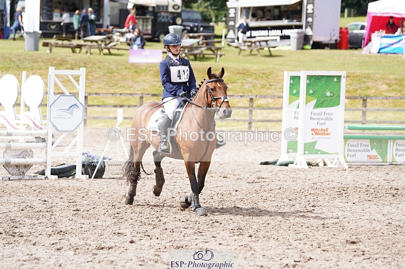 240824X-123524-24145 - 80cm Round 1 12.00 to 13.00