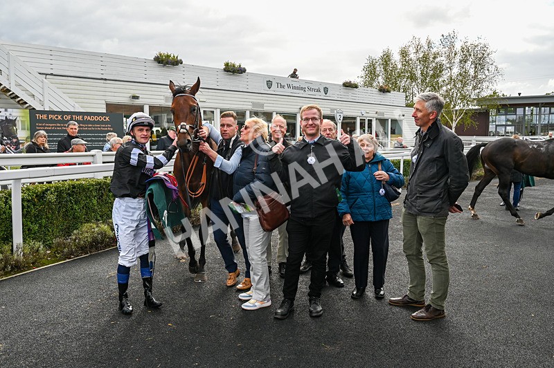 021024-Race 3-Kirkdale-6519 - Race 3