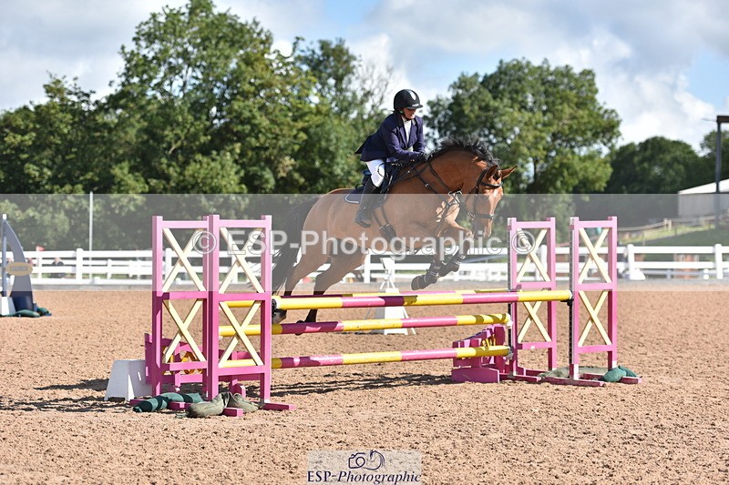 230806A-095922-01129 - Cls 16 Snr British Novice & 90cm Open