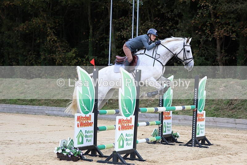 3E7A3054 - Class 8: Senior Newcomers/1.10m open