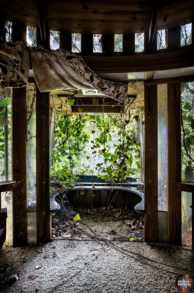  - ABANDONED PLACES