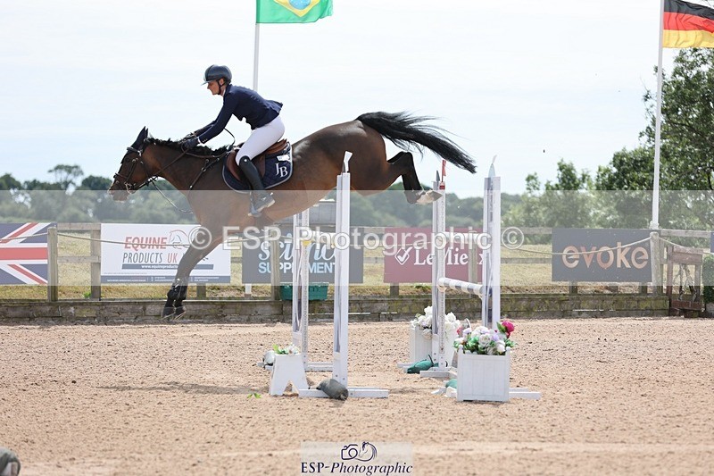 250719-145555-16356 - Cls 3, 3 Star Small Tour Break til End