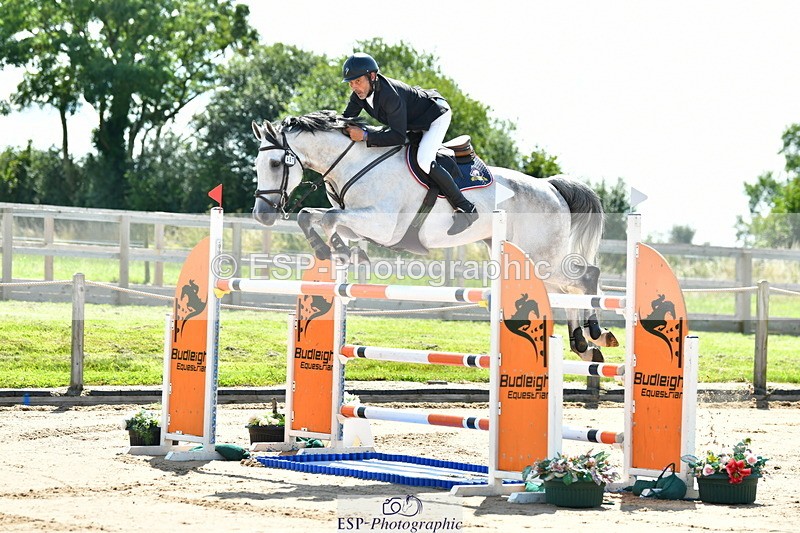 230720A-103831-01918 - Cls 5, 2 Star Medium 1.35m