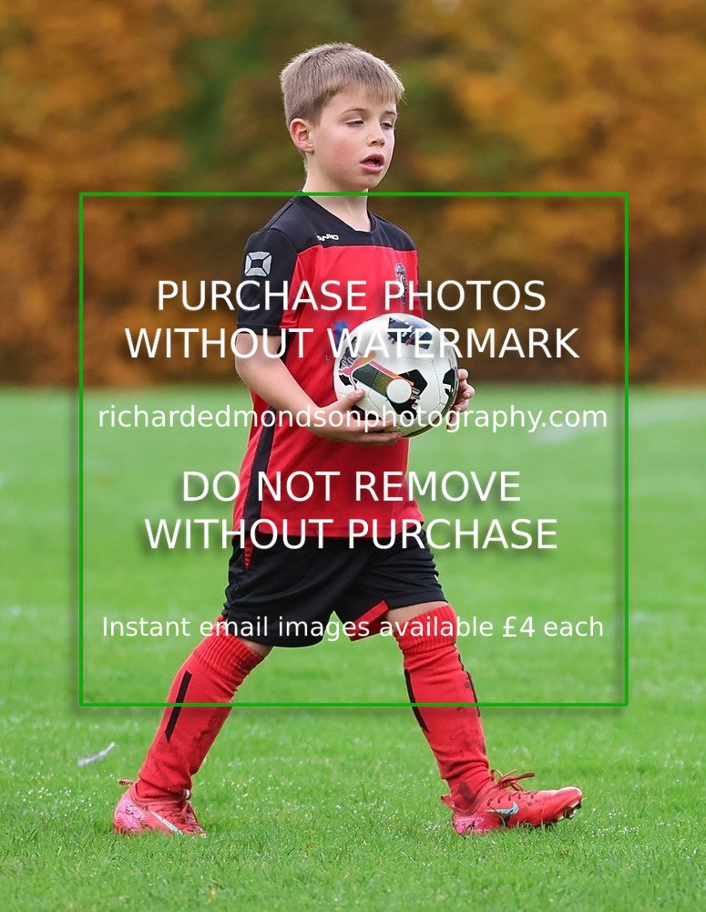 533A3015 - Kendal Utd U8's vs Sedbergh Wanderers Juniors U8 (8/11/25)