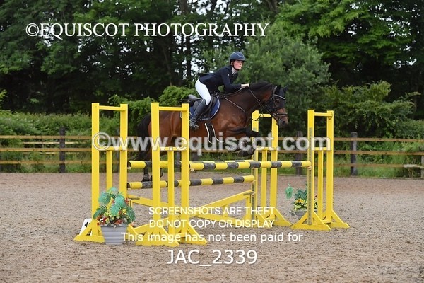 JAC_2339 - CLASS 12  Pony Foxhunter/ 1.10m Open
