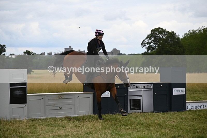 WJ6_4858 - Time at Jump 13:04 to 13:34