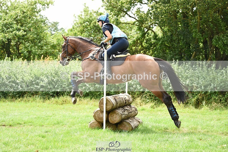 230817-135244-02088 - Kay's 1st Group - XC