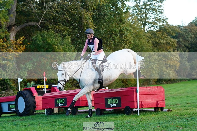 251025A-163702-22035 - H-651-Victoria.Tar