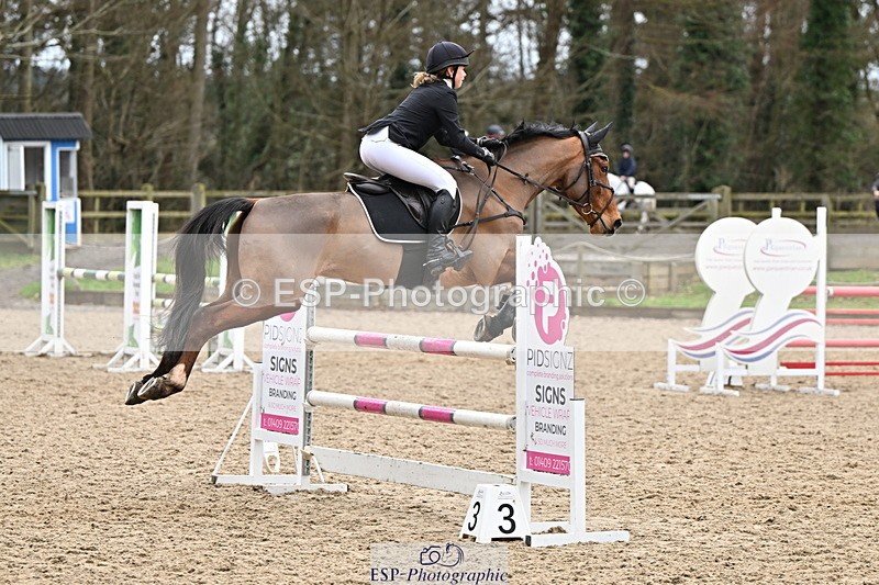 250201A-134009-00852 - Cls 03 Local Horse 110cm