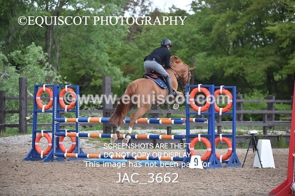 JAC_3662 - CLASS 8 Senior Newcomers/ 1.10m Open
