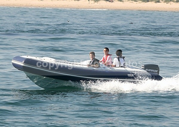080927 AVON 4003 - RIBs, Tenders, Dories, Dinghies