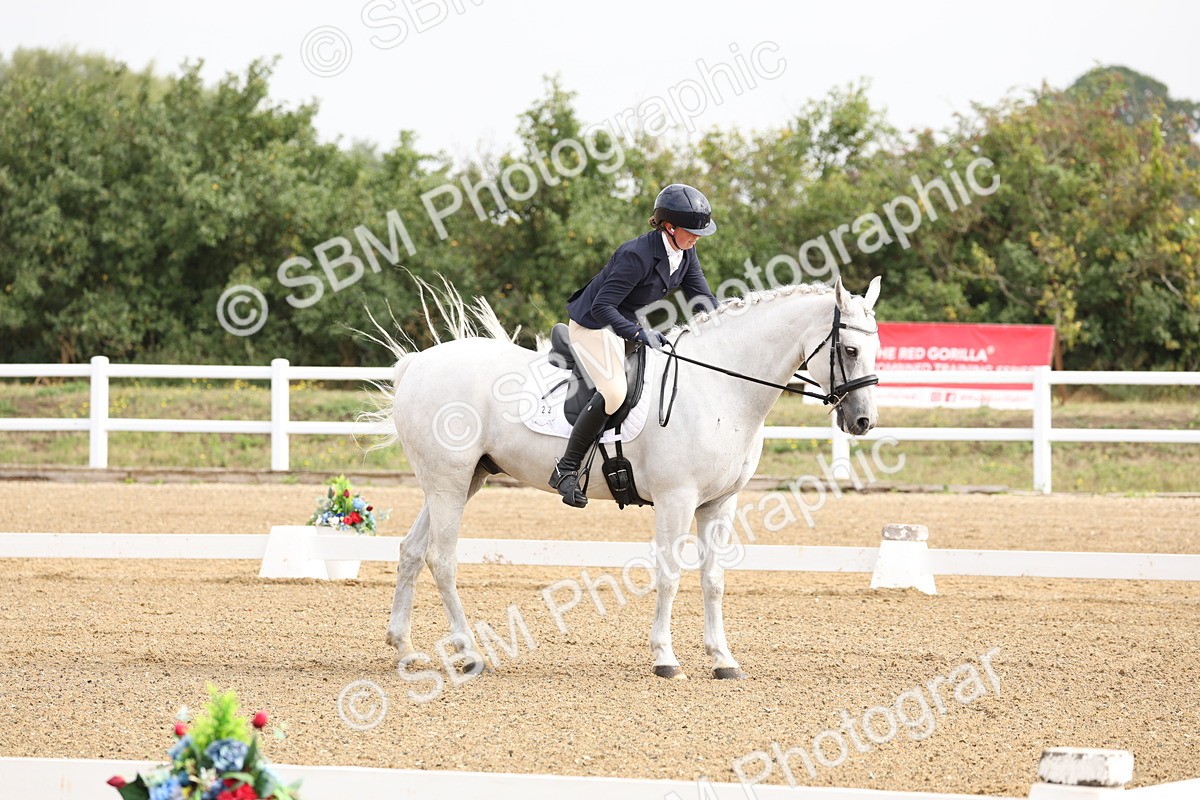 SBM_005395 - Class 6 - Novice 6 - 9.30-10.12