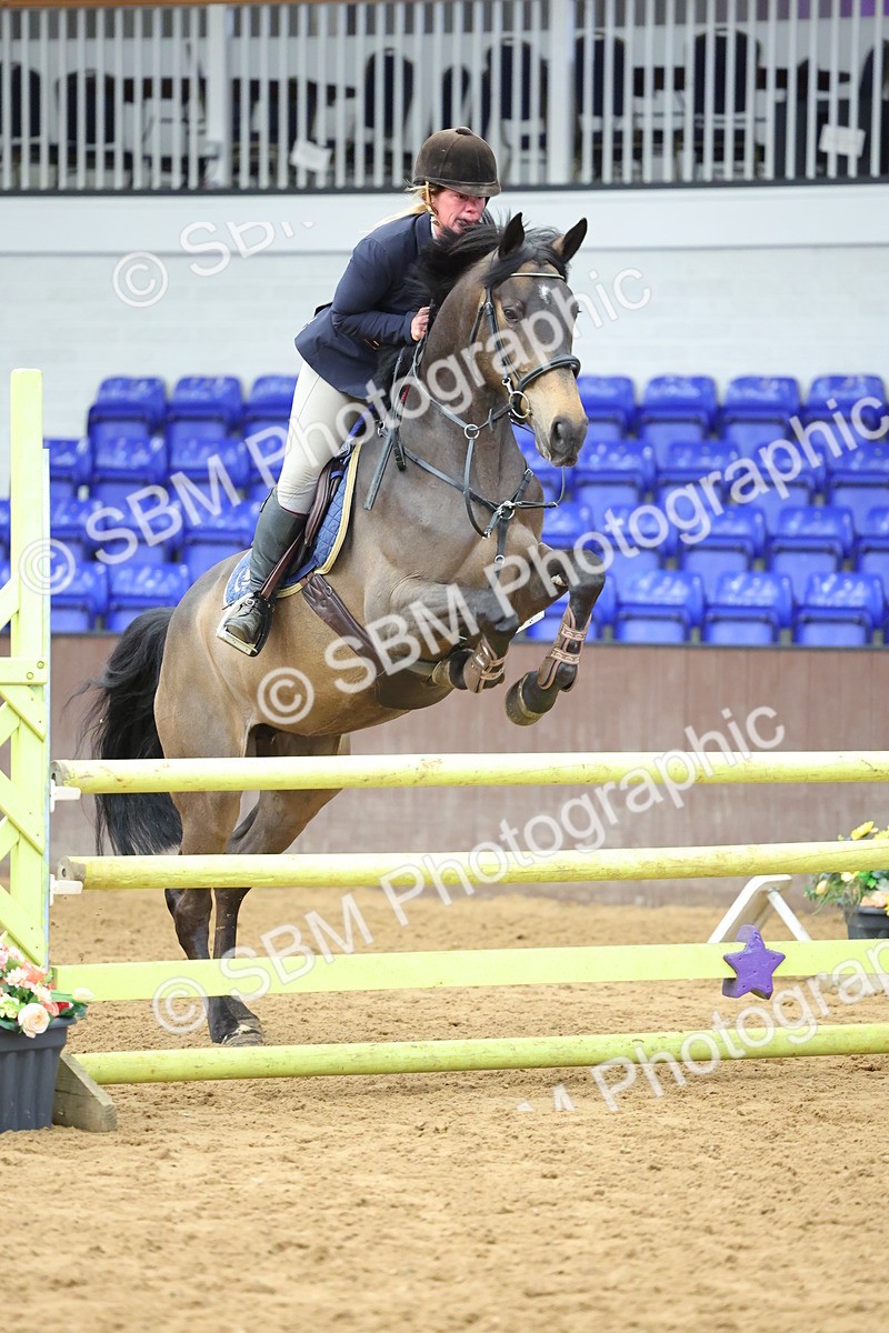 SBM_009696 - Class 20 - Senior British Novice/ 90cm Open - First Round (0.90m)