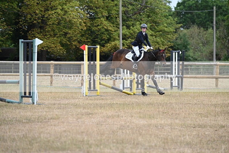 WJ6_0565 - Class 14 Intermediate Jumping 75cm