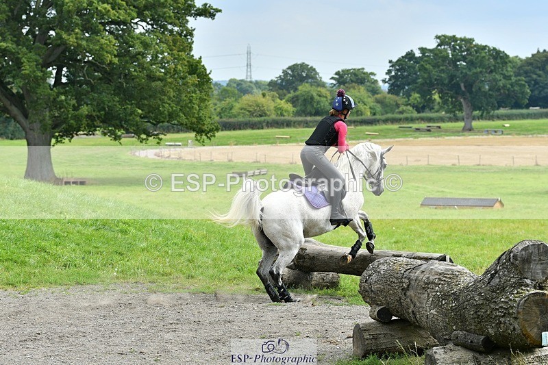 230817-132251-00969 - Theo's 1st Group - XC