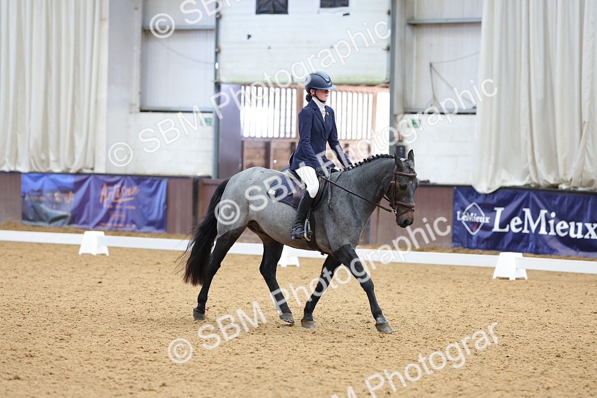 SBM_002594 - Novice
