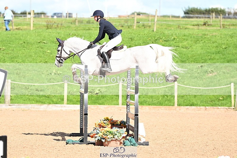 240913A-141609-04666 - Cls 16 Snr 1.20m Open