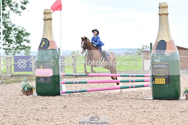 240628A-164502-01530 - Cls 5 Stepping Stones 128cm + 138cm