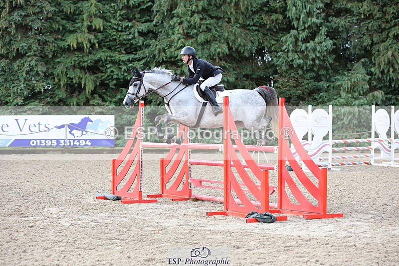 250831A-085636-08800 - Cls 40 Snr Newcomers