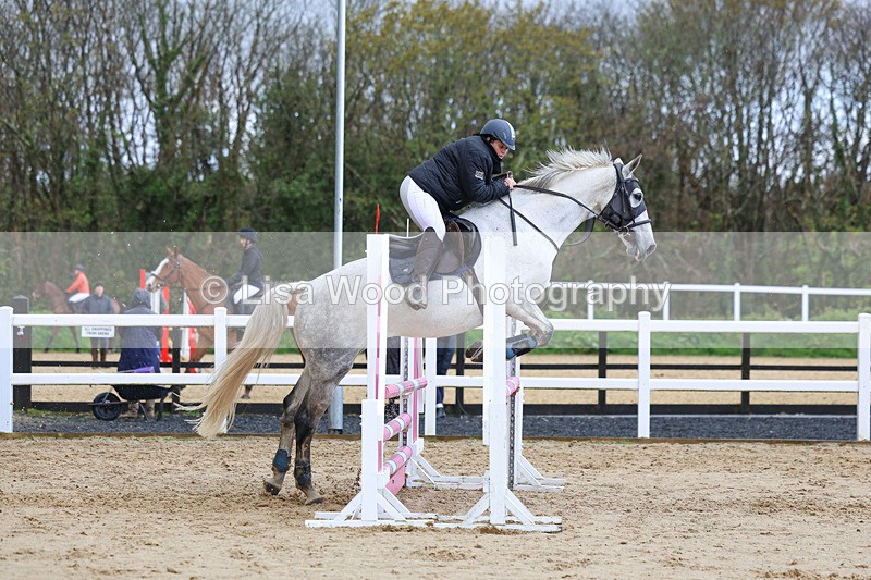 3E7A0623 - Class 4: Senior British Novice/90cm open