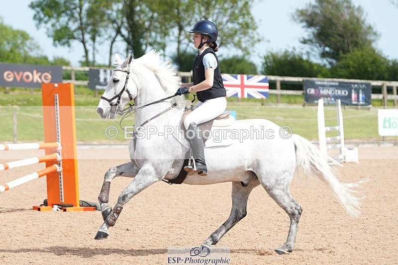 260523-152937-00776 - Cls 9 Pony Foxhunter and 1.10m Open