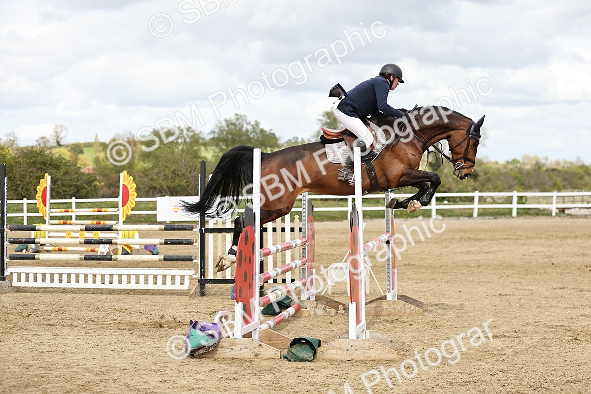 SBM_001365 - Class 4 - Senior Newcomers - 1.10m