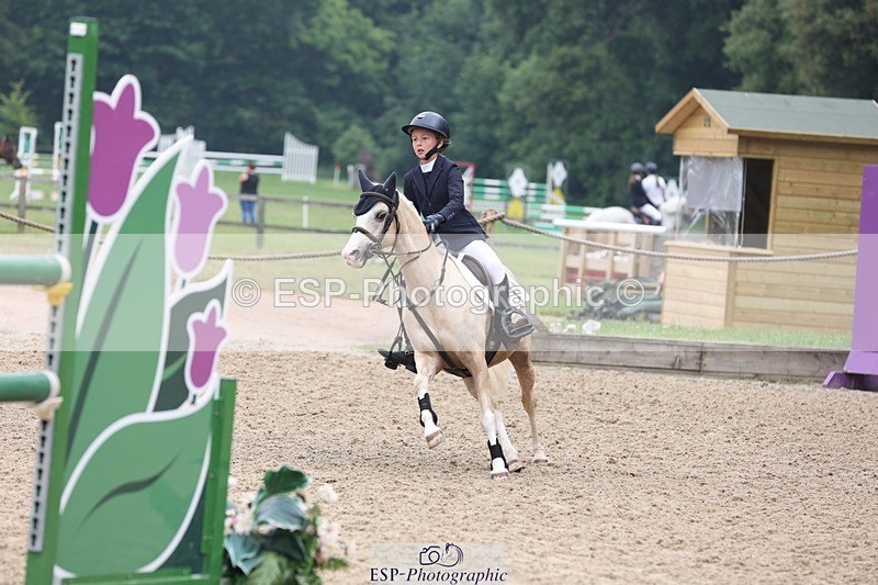 230618-103527-10216 - Cls 19 Pony Intro 1m