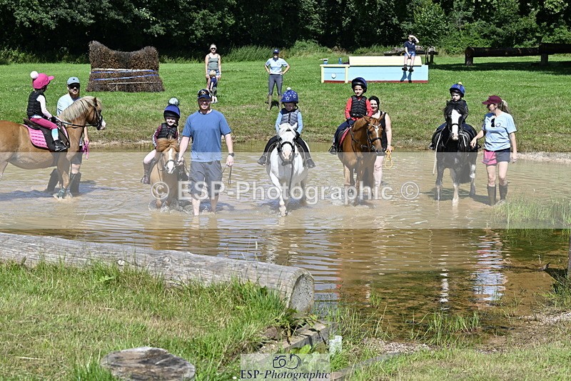 240728B-111141-01162 - Gemma's Group XC