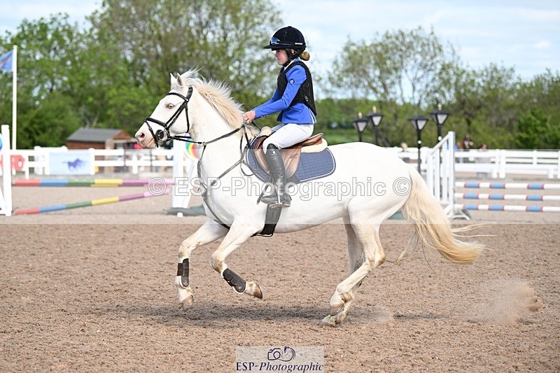 250504-103908-02138 - Cls 15+16 Club and Schools 70cm