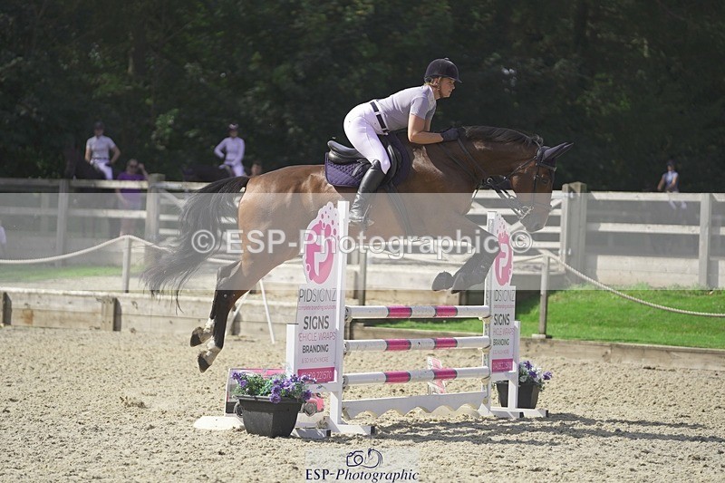 230909-120508-05562 - Cls 17 Snr 1.05m Open