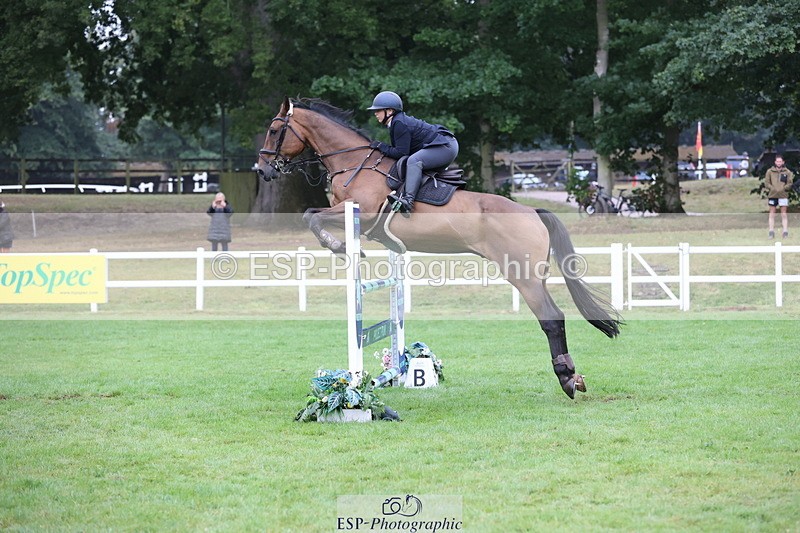 250830A-144149-07084 - Cls 16 Snr Newcomers and 1.10m Open