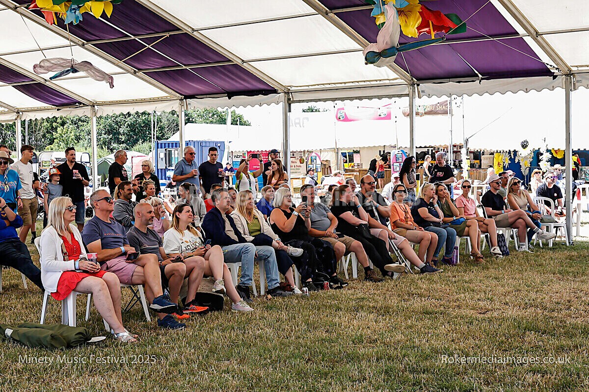 FRIDAY-22 - MINETY 2025