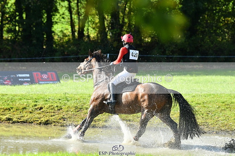 251025A-122708-19656 - F-420-Helen.Buckland