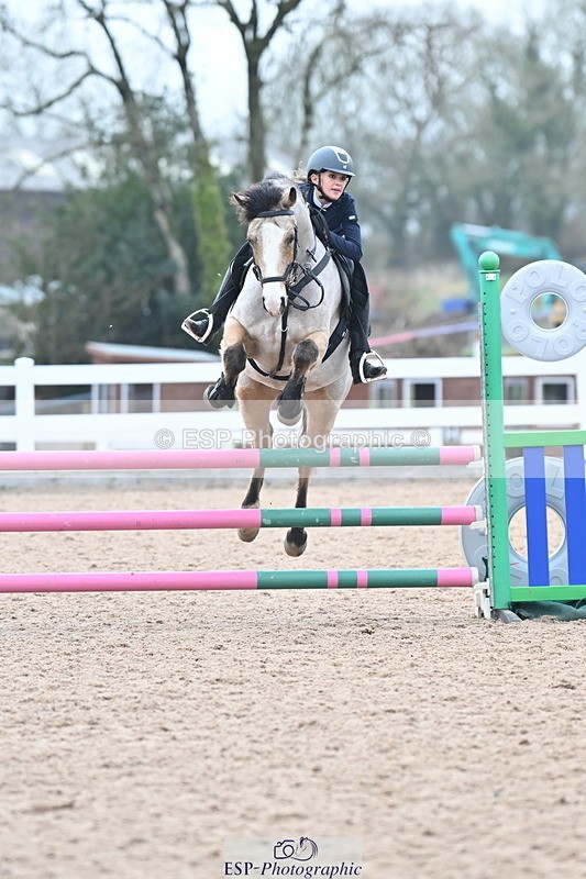 240128A-121005-00788 - Cls 4 Pony Newcomers and 1m Open