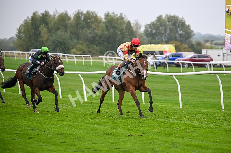 181025-Race 6-U Sure Do-1021 - Race 6