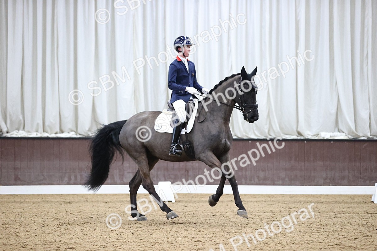 SBM_001421 - Class 21 -23 - FEI INT1-GP-Junior-Junior fsm