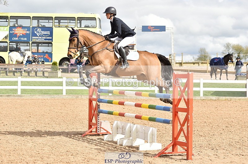 240403A-150250-00863 - Cls 5 Foxhunter and 1.20m Open